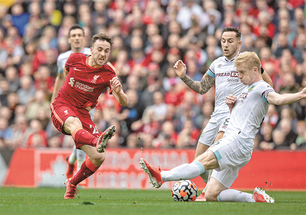 足协评议：成都蓉城胡荷韬进球被吹是误判，点球没判是错误（足协通报：成都蓉城胡荷韬进球被误吹，未判点球亦属错判）