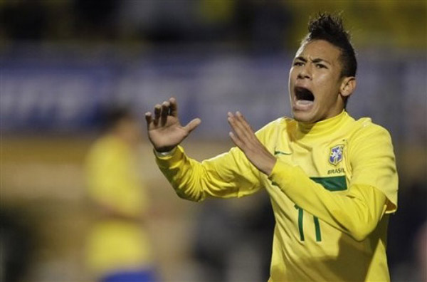 一位重病球迷被邀请看阿贾克斯的比赛，但因病情恶化未能实现（阿贾克斯邀重病球迷观赛，因病情加重遗憾未成行）