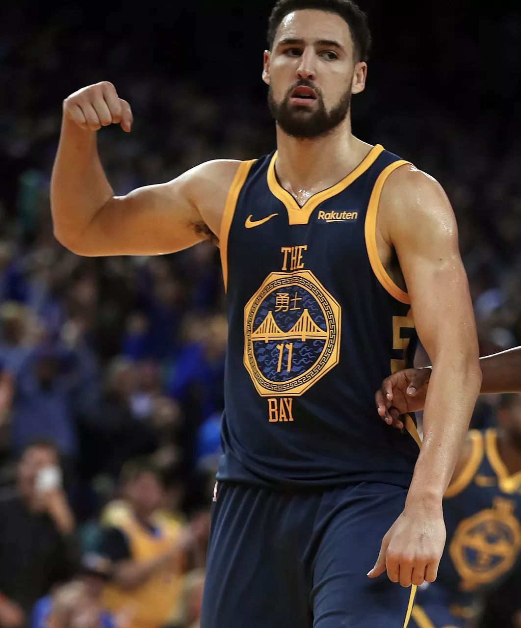 足球报：海港内部鼓励球员放开去打，高层无条件信任穆斯卡特（足球报：海港队内提倡球员大胆发挥，高层对穆斯卡特完全信任）