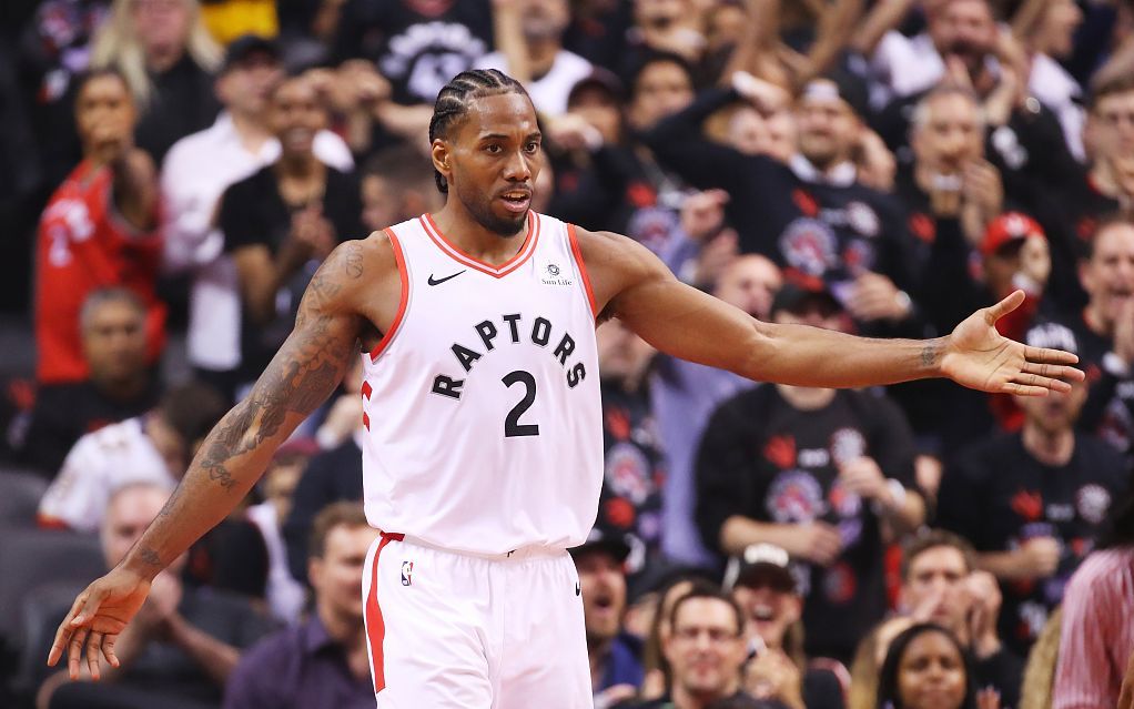 阿什拉夫荣膺2025年非洲足球先生，拉莫斯社媒发文祝贺（阿什拉夫当选2025年非洲足球先生，拉莫斯在社媒发文祝贺）