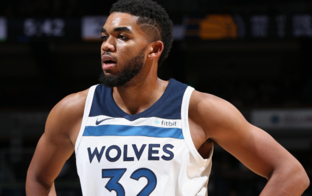 本菲卡2-0那不勒斯，里奥斯传射，巴雷罗破门（里奥斯传射、巴雷罗破门，本菲卡2-0战胜那不勒斯）