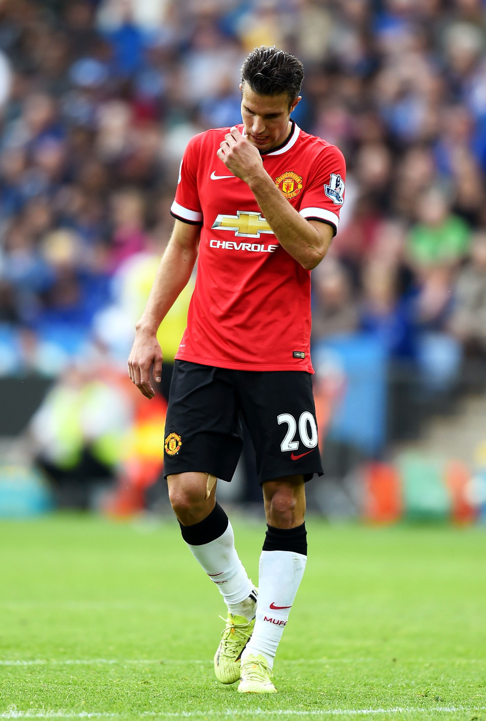 混团夺冠，国乒陪练角落等待，谁注意孙颖莎举动，刘国梁没说错（混合团体夺冠，国乒陪练默默守在角落，孙颖莎细节引发关注，刘国梁说得没错）