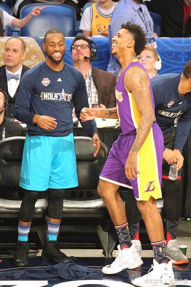 黄健翔：大力支持退役国脚去带青训，外教只能作为补充（黄健翔：力挺退役国脚投身青训，外教仅作辅助）