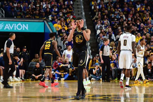 索帅：安切洛蒂曾调侃执教曼联压力太大，这种压力也是种荣幸（索帅：安切洛蒂曾打趣曼联帅位压力巨大，能扛这份压力也是种荣耀）