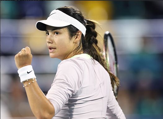 德转列左边锋身价榜：维尼修斯1.5亿欧居首，KK第二（德转左边锋身价排名：维尼修斯1.5亿欧领跑，KK位列第二）