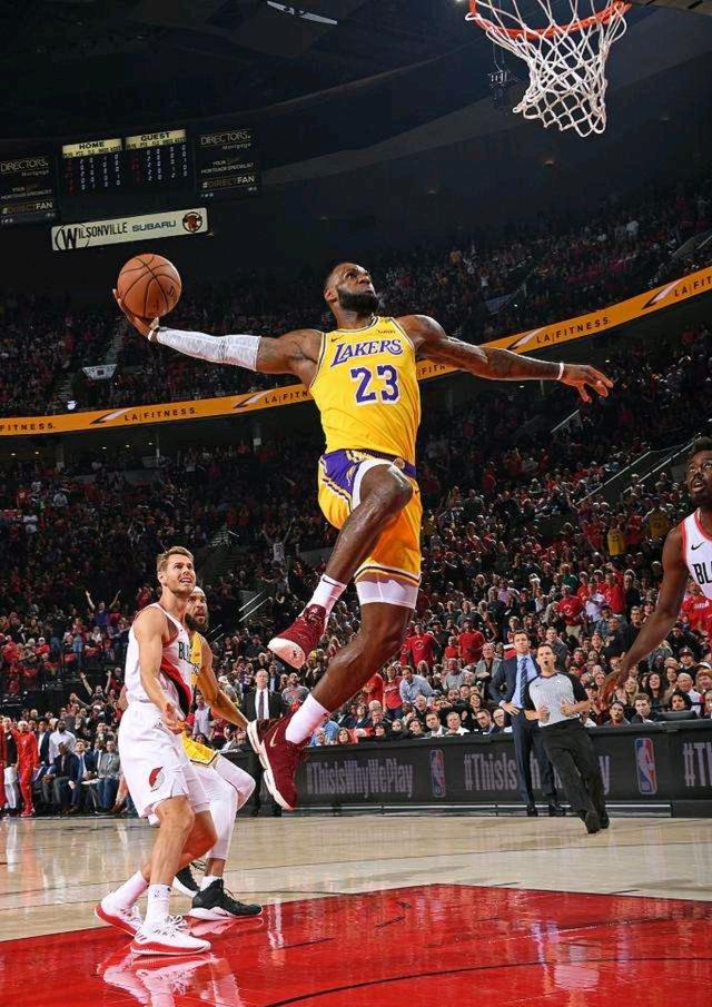 里夫斯：虽然文班缺席但福克斯状态正佳，我们要坚决执行战术（里夫斯：文班缺阵无碍，福克斯状态火热，我们必须坚决贯彻战术）