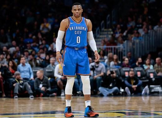 曼联vs西汉姆联前瞻：齐尔克泽重拾信心 红魔主场无惧铁锤帮（曼联迎战西汉姆前瞻：齐尔克泽状态回升，红魔主场底气十足）